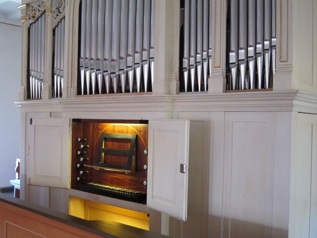 Orgel Kirche Wellen